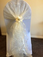 Thiết kế - Gia công và may áo phủ ghế tiệc cưới